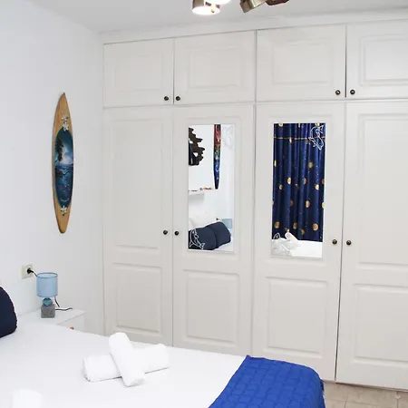 Jardines Del Mar, Puerto Santiago Apartment *