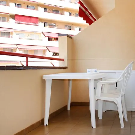 Jardines Del Mar, Puerto Santiago Apartment